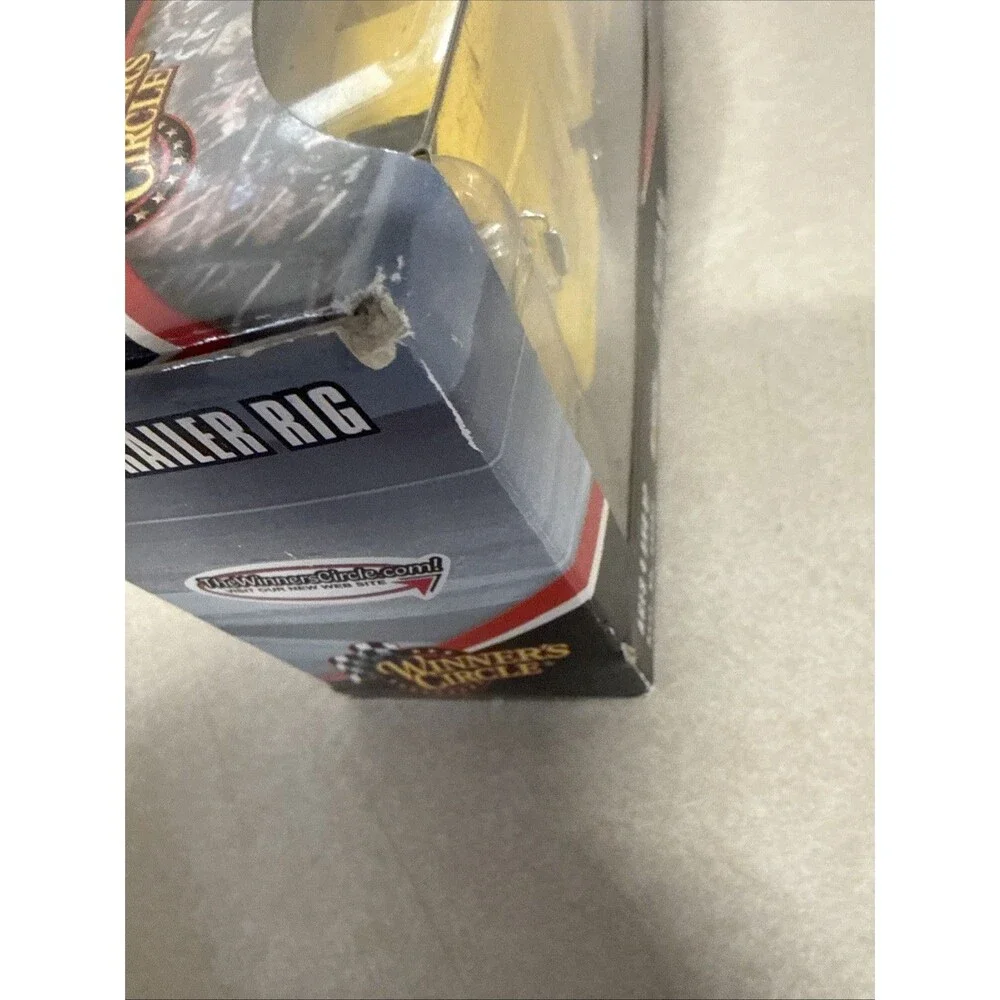 Winners Circle 1:64 Elliott Sadler #38 M&M's Racing Trailer Rig 2006  #40883